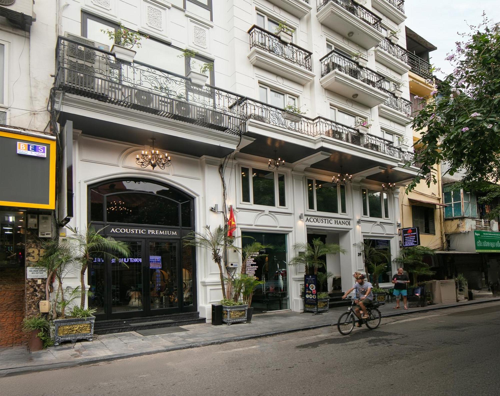 Acoustic Hotel & Spa, Hanoi